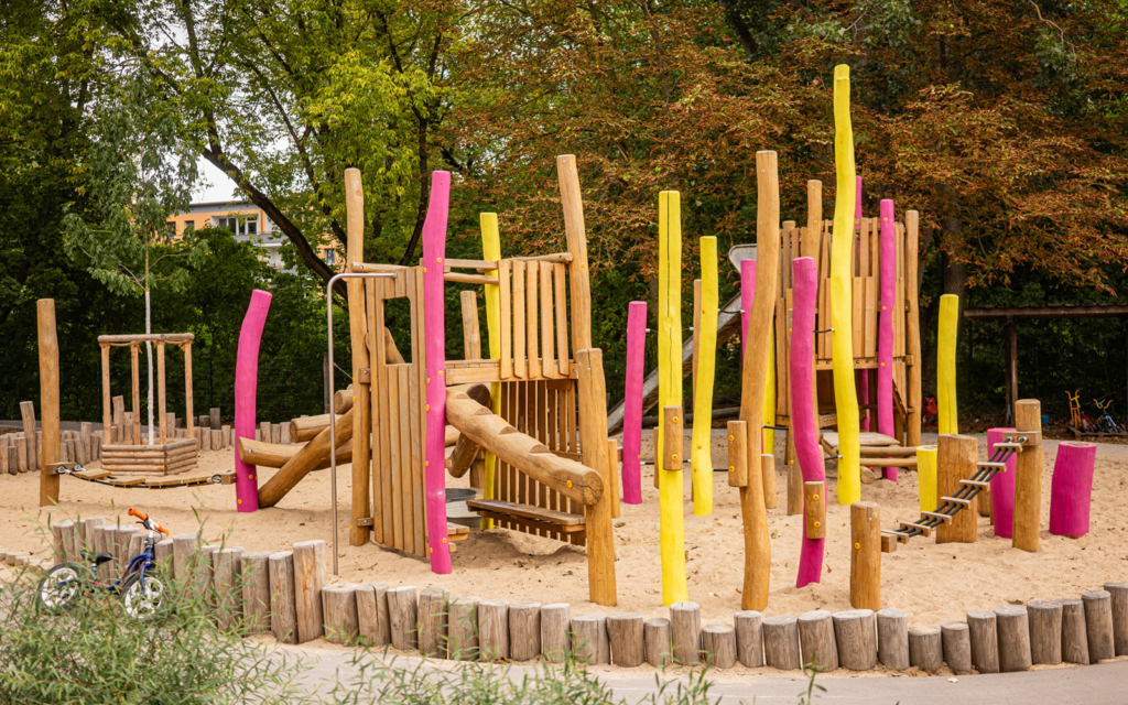 Multi unit ”Boxes“ in the kindergarten in Berlin