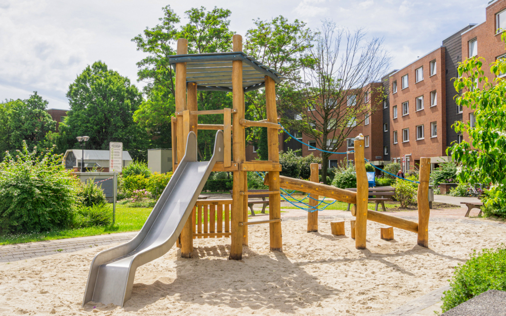 Play unit on a residential complex in Münster
